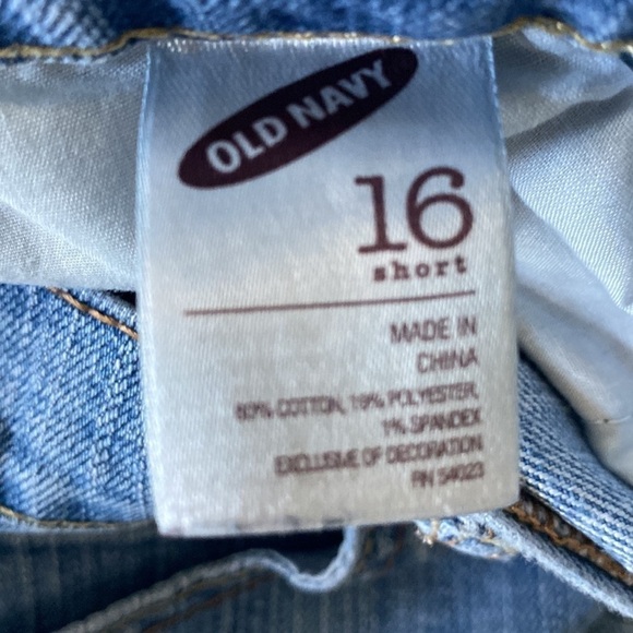 Old Navy The Diva Straight Leg Jean - Picture 7 of 8